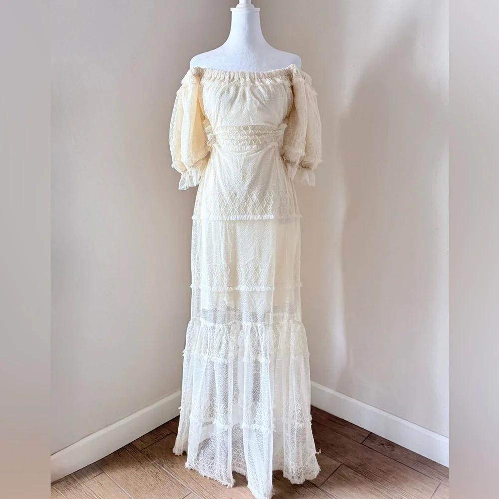 NWT Skylar Rose Off The Shoulder Open Back Boho Tiered Lace Maxi Dress Cream M - Picture 3 of 15